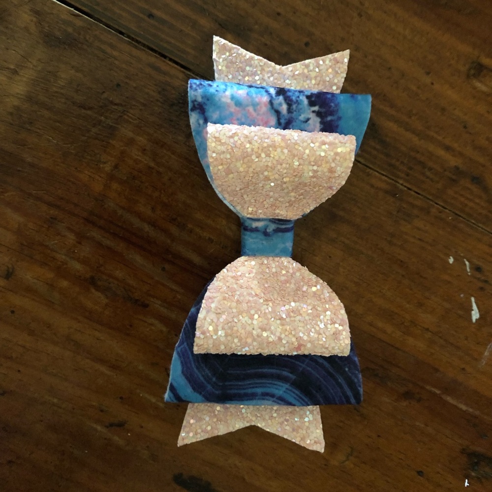 Handmade bows made to order!!